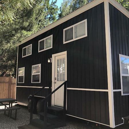 Leeds Hygge Tiny Home Hue-Gah מראה חיצוני תמונה