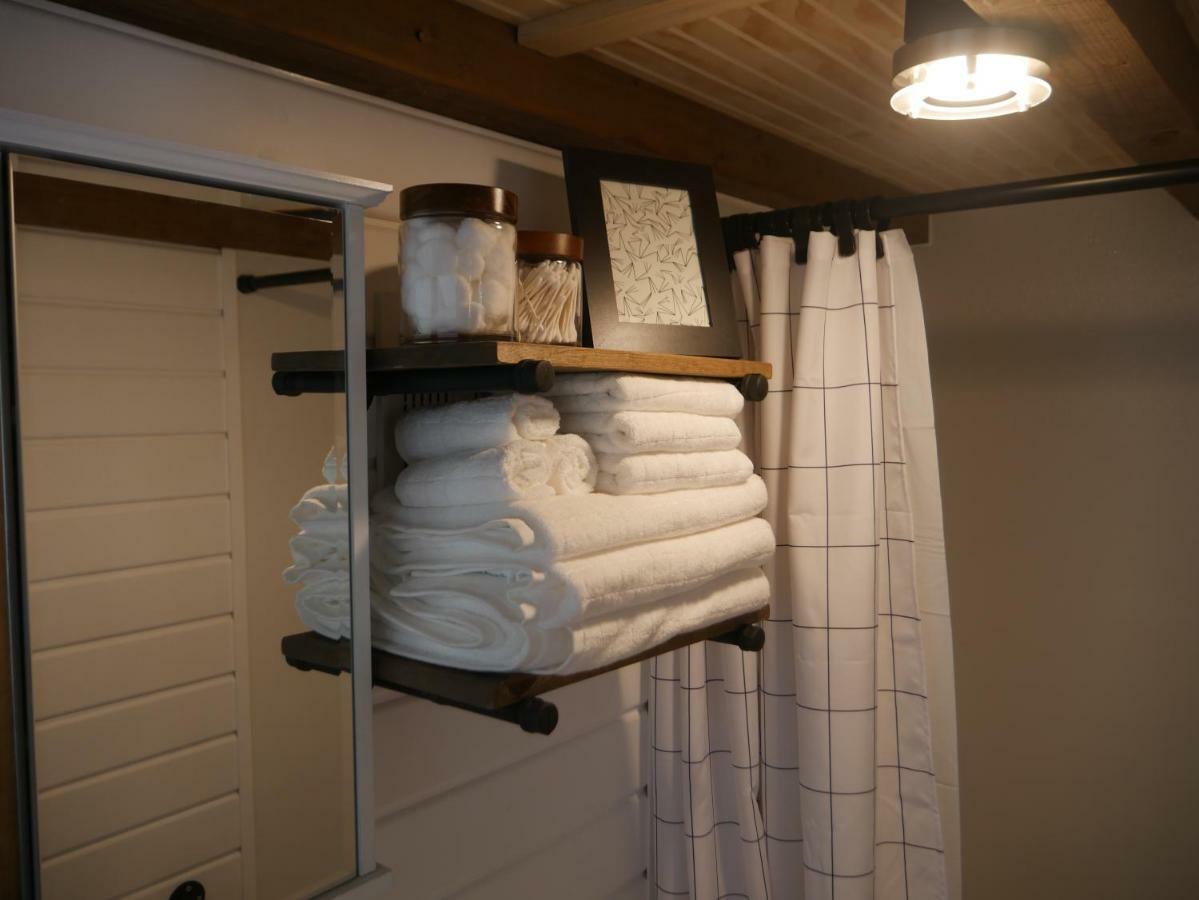 Leeds Hygge Tiny Home Hue-Gah מראה חיצוני תמונה